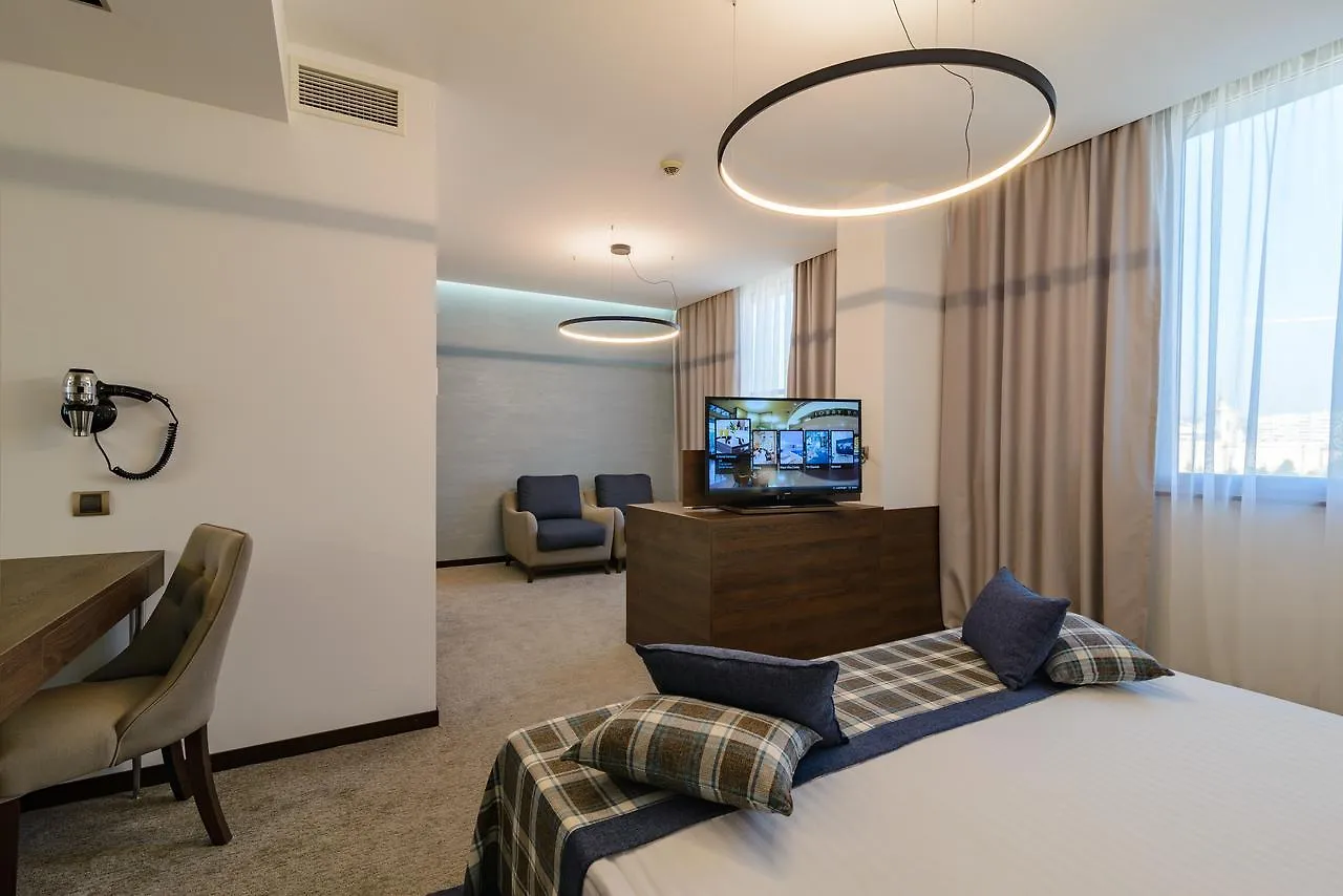 Rosslyn Dimyat Hotel וארנה 4*,